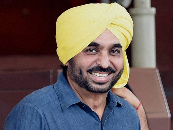 हरियाणा सरकार के पूर्व मंत्री असीम गोयल ने भगवंत मान को एक्सिडेंटल राजनीतिज्ञ और कॉमेडियन बता डाला 2 11 1494488192 bhagwant mann