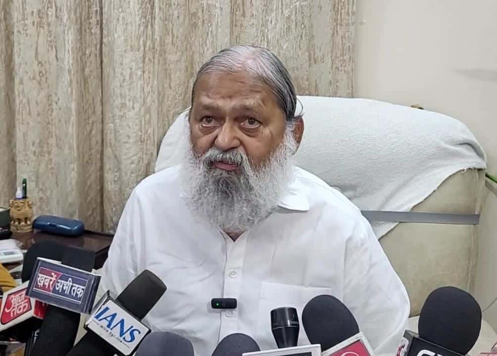 हमारी सिविल डिफेंस तनाव परिस्थिति में देश के अंदर कार्य करती है जिसे एक्टिवेट करना जरूरी है और इसीलिए मॉकड्रिल कराई जा रही है : कैबिनेट मंत्री अनिल विज 16 Pic 2