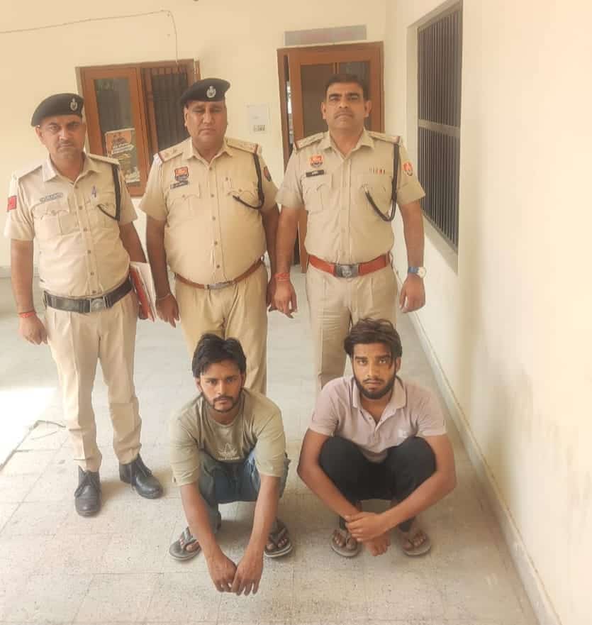 थाना साहा क्षेत्र में लूट के मामले में दो आरोपी गिरफ्तार, नकद राशि बरामद 1 1 accused sohan lal and abhiseh ps saha