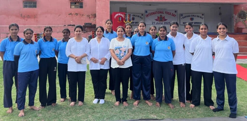 शारीरिक और मानसिक सेहत के लिए योग फायदेमंद: डॉ. अनुपमा आर्य 2 WhatsApp Image 2025 06 21 at 9.07.19 AM 2