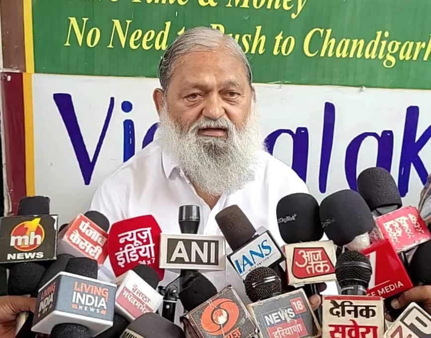 खड़गे को अपने देश पर नहीं, पाकिस्तान पर भरोसा! — अनिल विज का तीखा पलटवार 1 WhatsApp Image 2025 07 12 at 13.51.49 bc64265d