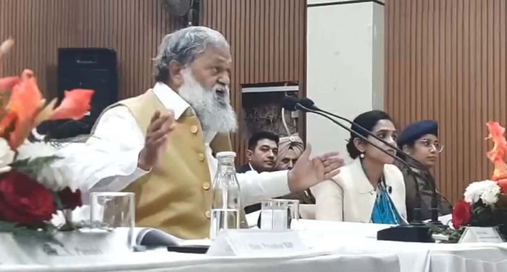 पुलिस व्हवहार सुधारे नही मुझे सुधारना आता है:ऊर्जा मंत्री अनिल विज 1 Untitled 1