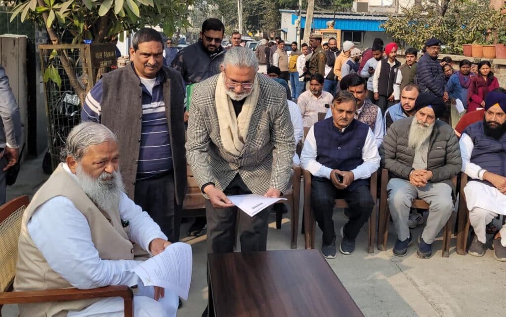 मैं यहां गुंडागर्दी नहीं होने दूंगा: ऊर्जा मंत्री अनिल विज 1 WhatsApp Image 2025 12 26 at 6.22.20 PM