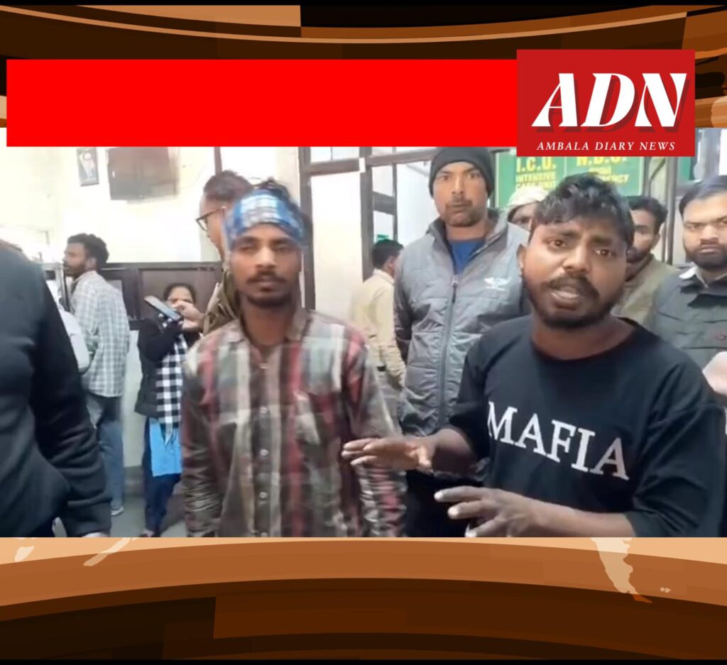 छत से गिरने के बाद मजदूर की मौत, इलाज को लेकर नागरिक अस्पताल में हंगामा 3 Snapshot 6
