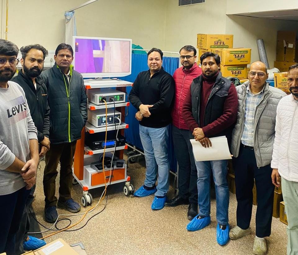 सिविल अस्पताल अंबाला छावनी को मिला 4K आर्थ्रोस्कोपी कैमरा, अब सरकारी अस्पताल में हाईटेक सर्जरी संभव 1 WhatsApp Image 2026 01 13 at 3.26.47 PM