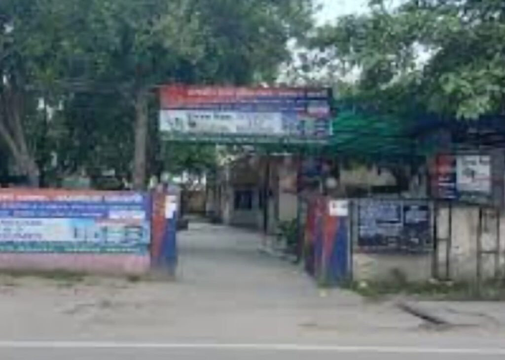 अम्बाला कैंट रेलवे स्टेशन पर ठेला संचालक से मारपीट, जान से मारने की धमकी; 1 नामज़द समेत 8 पर केस दर्ज 1 WhatsApp Image 2026 01 21 at 9.10.29 PM