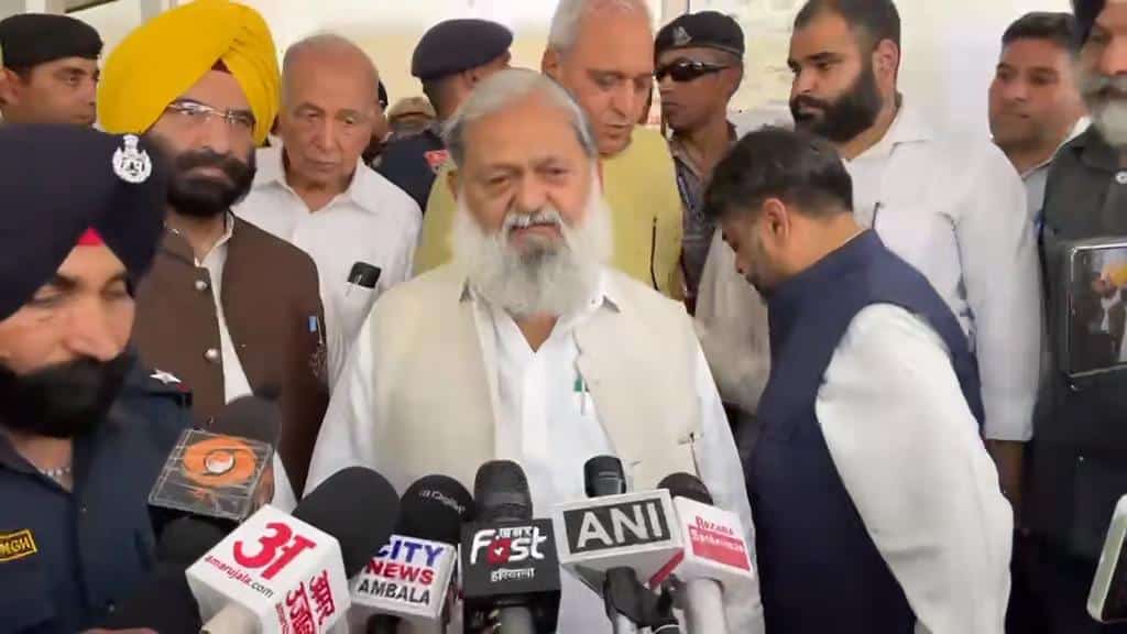 "ममता बनर्जी थक चुकी हैं, अब छतरी लगाकर छाँव में बैठें": अनिल विज 1 Snapshot 16